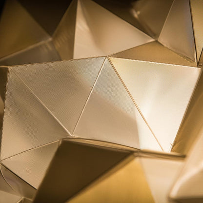 Drusa Pendant Light in Detail.