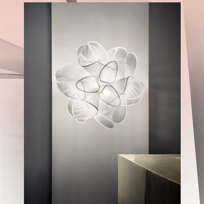 Etoile LED Ceiling / Wall Light in Detail.