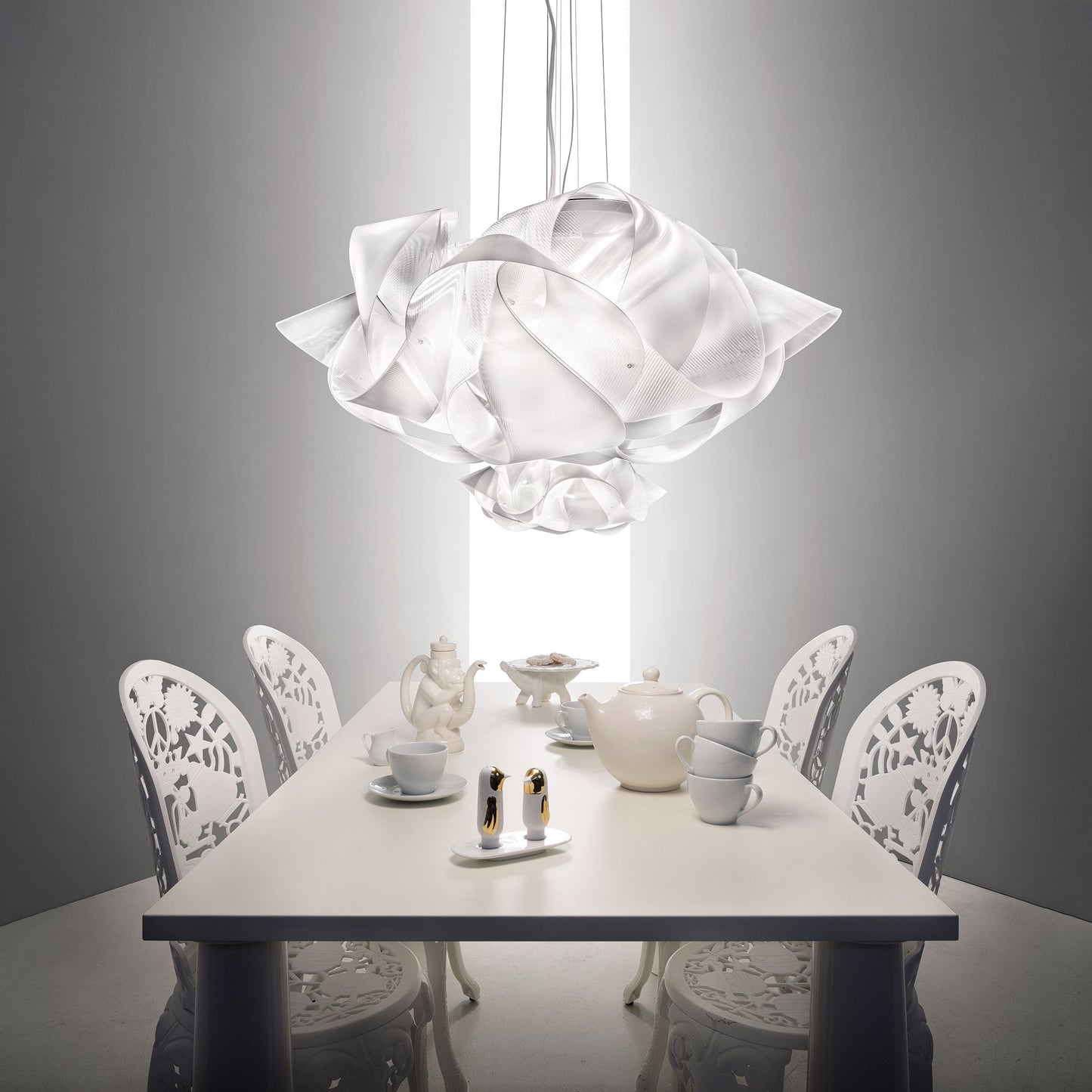 Fabula Pendant Light in dining room.