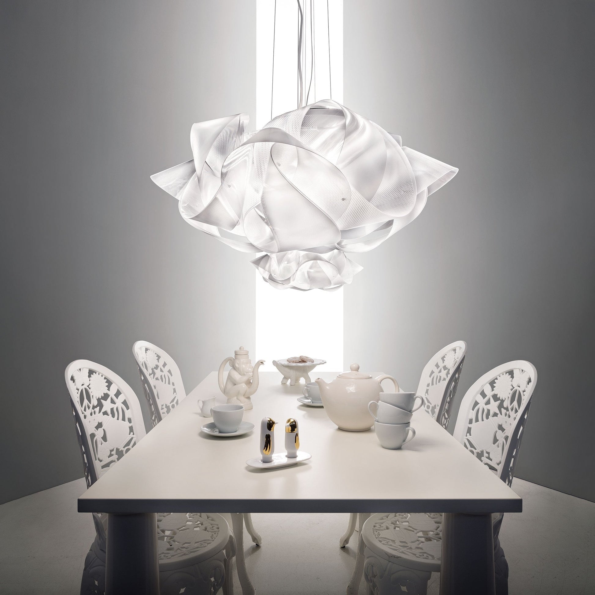 Fabula Pendant Light in dining room.