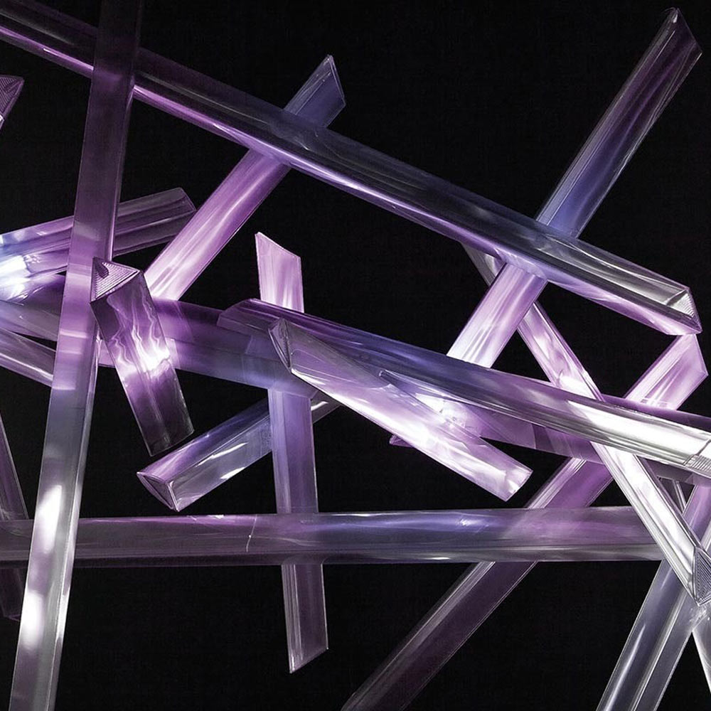La Traviata LED Pendant Light in Detail.