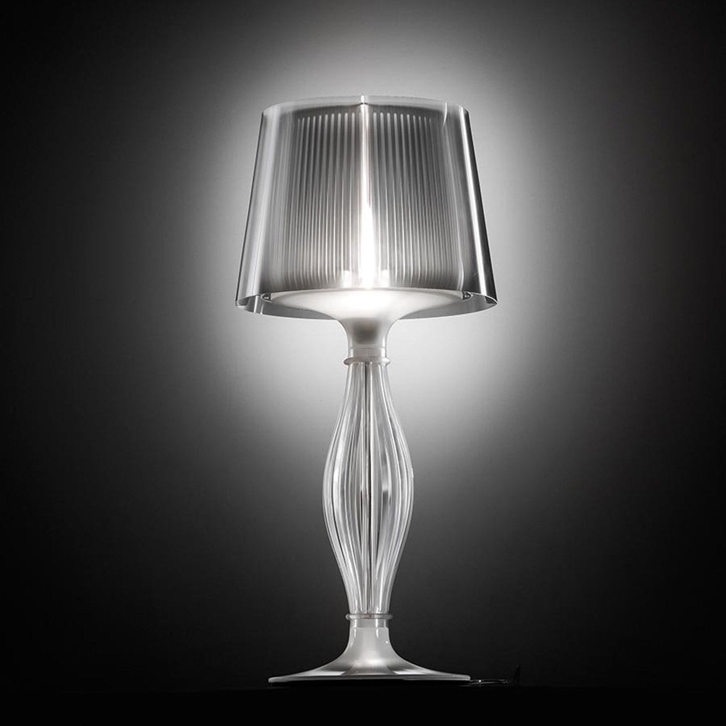 Liza Table Lamp in Detail.