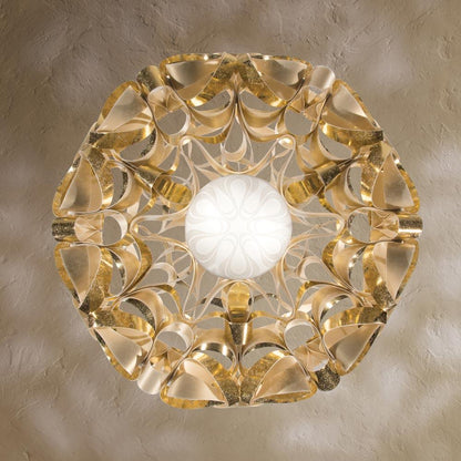 Quantica Pendant Light in Detail.