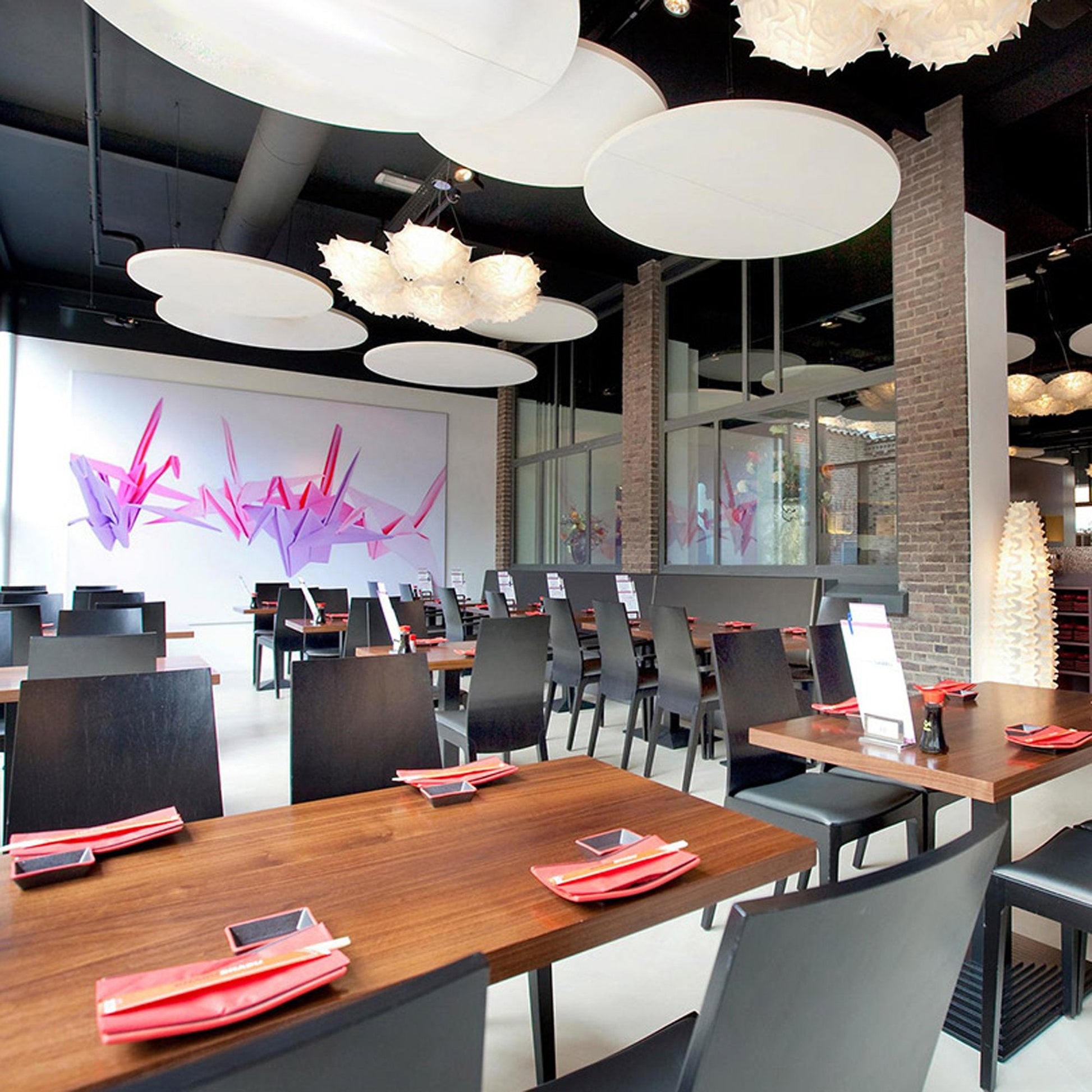 Veli 7 Pendant Light in restaurant.