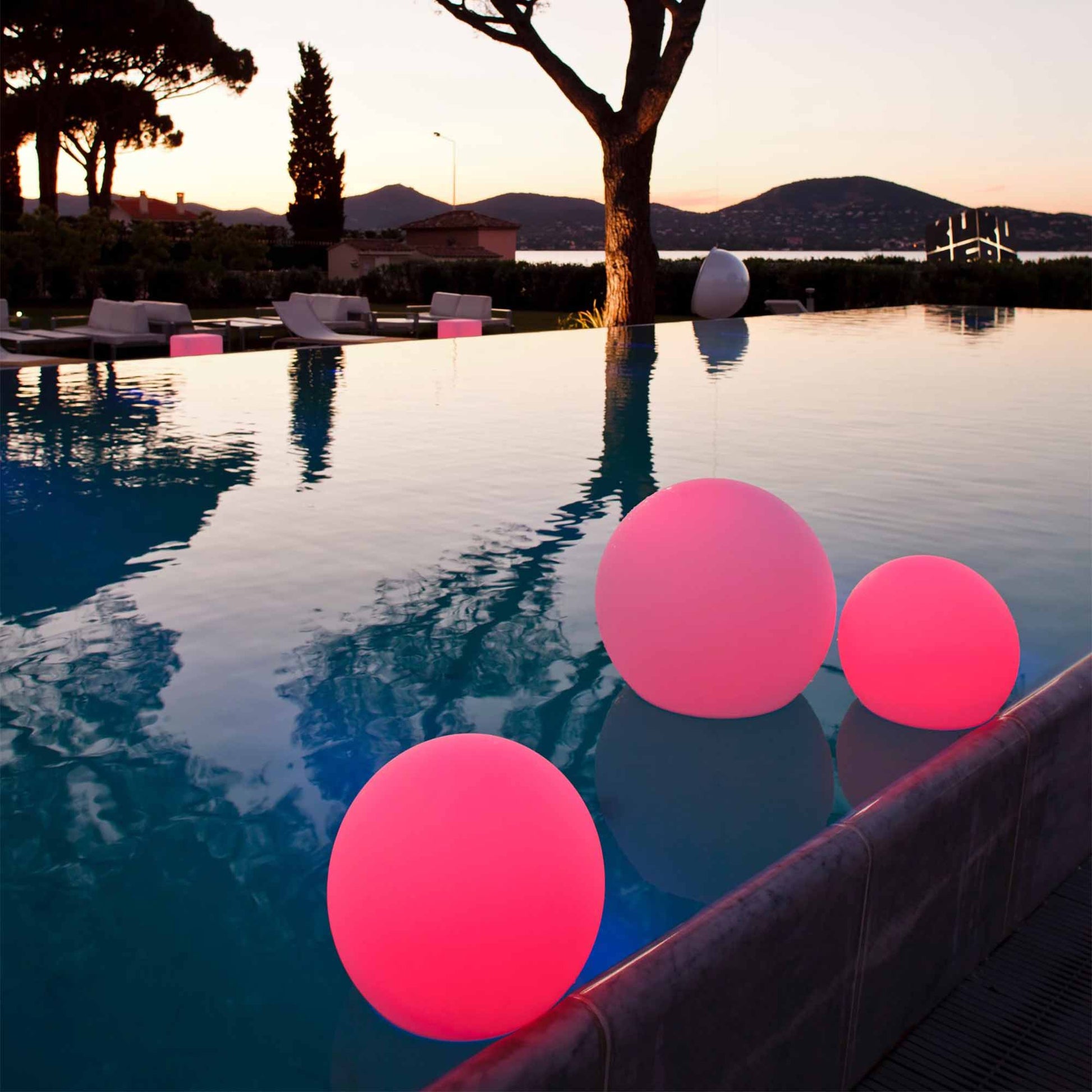 Ball Bluetooth Outdoor LED Lamp in Outside Area.