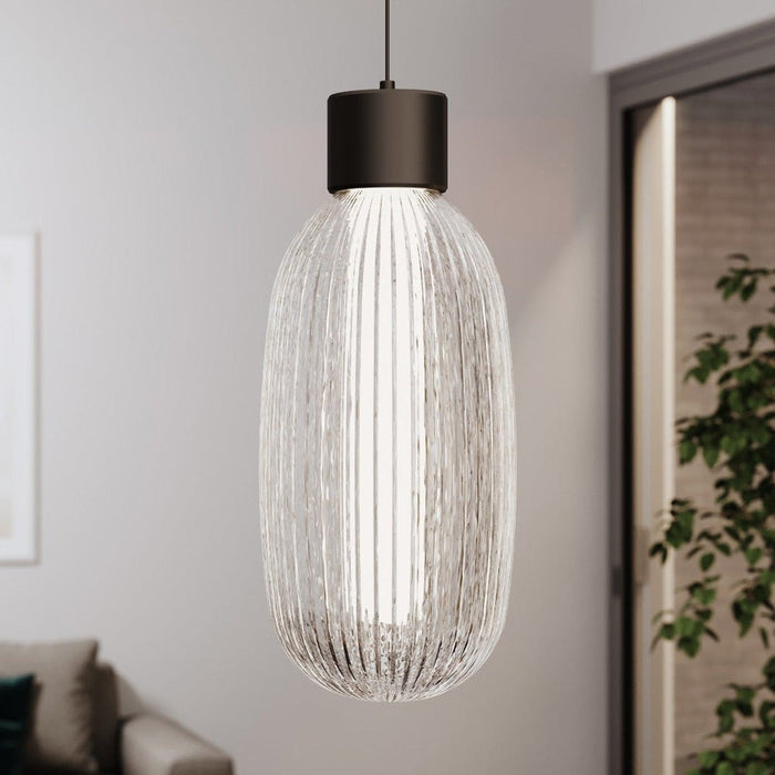 Friso LED Single Pendant Light in Detail.