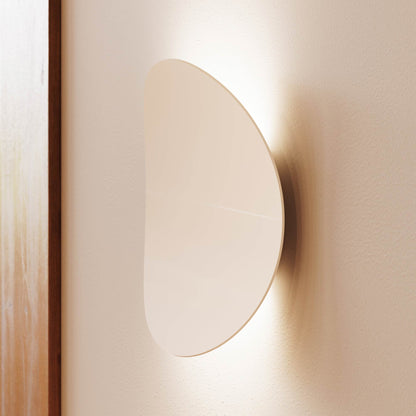Malibu Discs™ LED Wall Light in Detail.