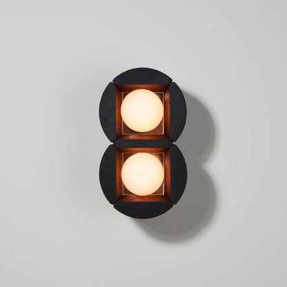 Dot Wall Light in Detail.