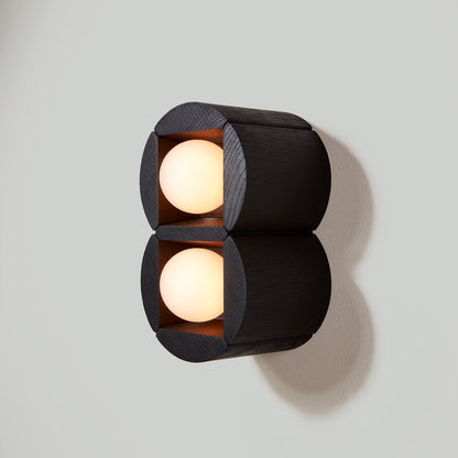 Dot Wall Light in Detail.
