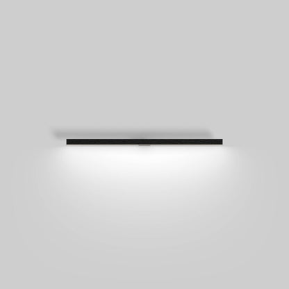 Ray 3ft Directional LED Wall Light in Detail.