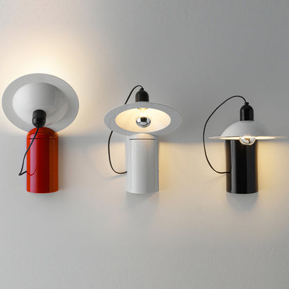 Lampiatta Table Lamp/Wall Light in Detail.