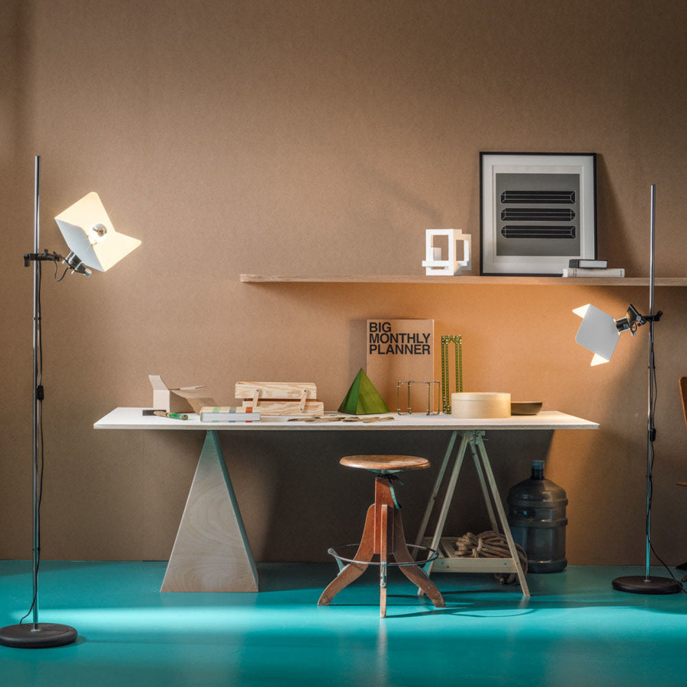 Triedro Floor Lamp in living room.