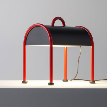 Valigia Table Lamp in Detail.