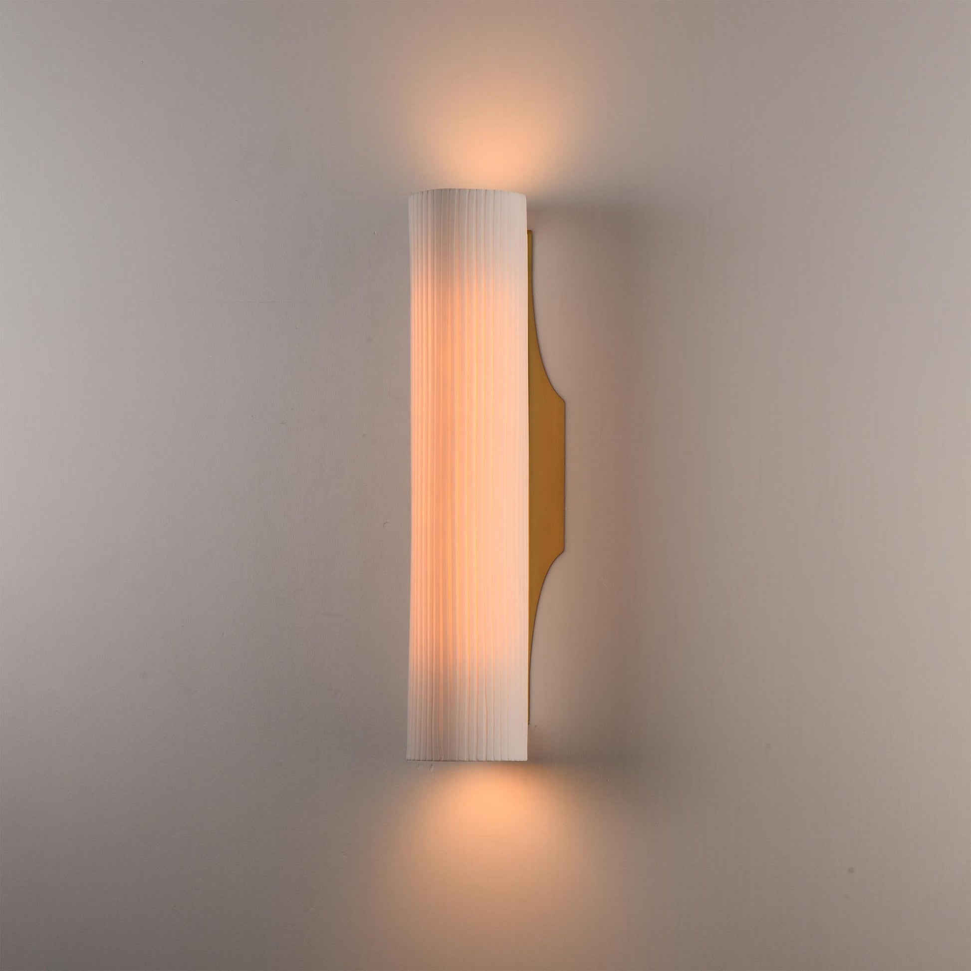 Tropo LED Wall Light in Detail.