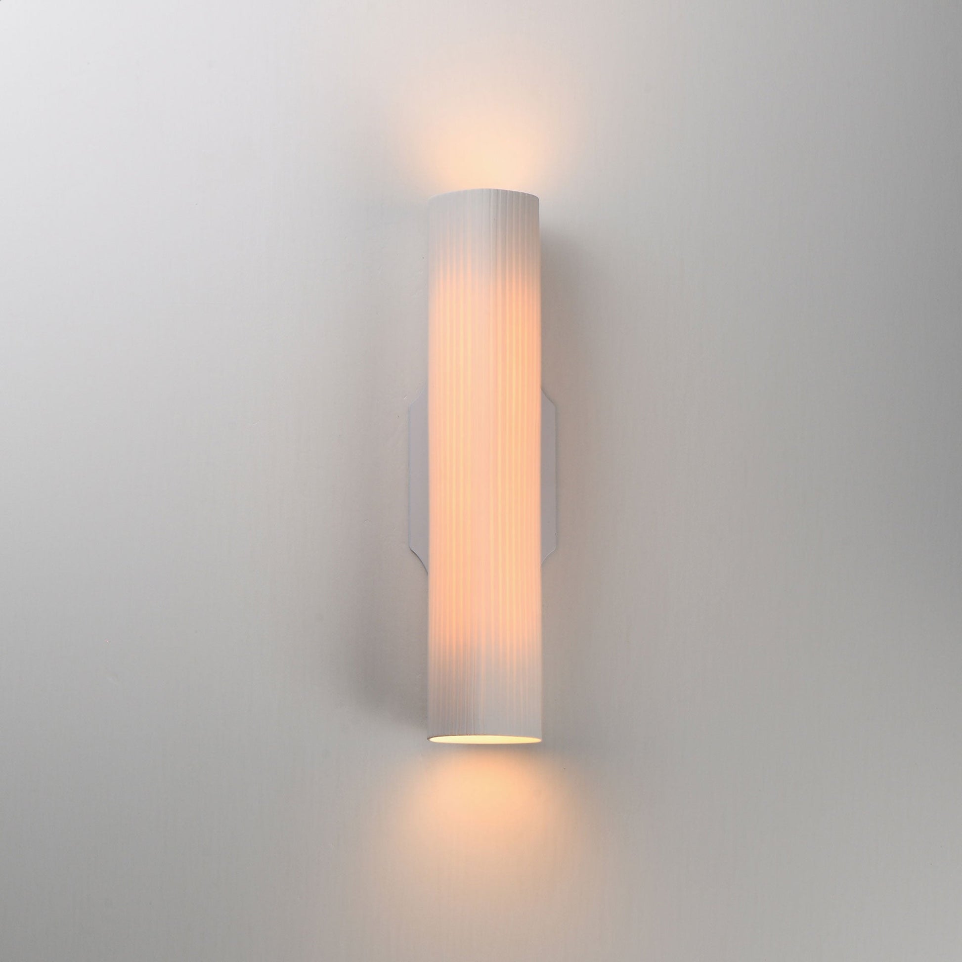 Tropo LED Wall Light in Detail.