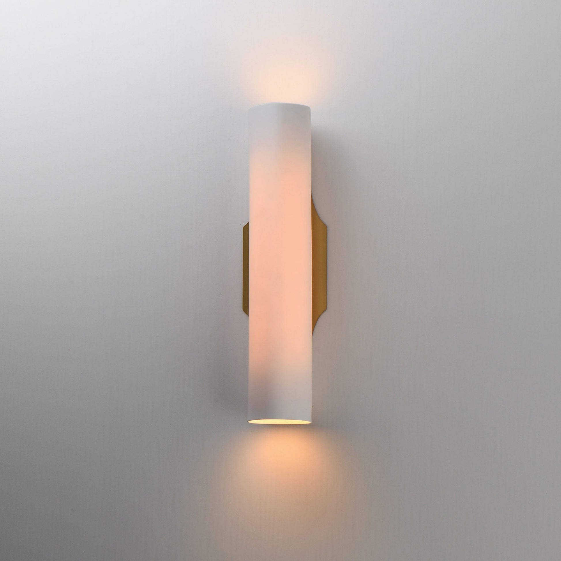 Tropo LED Wall Light in Detail.