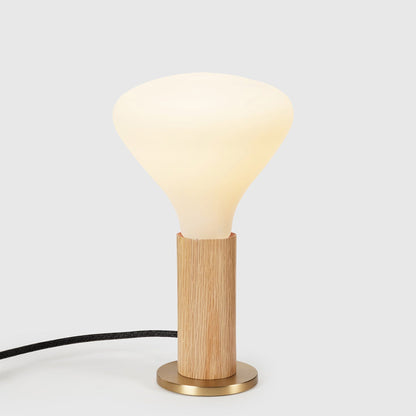 Knuckle Noma Table Lamp in Detail.