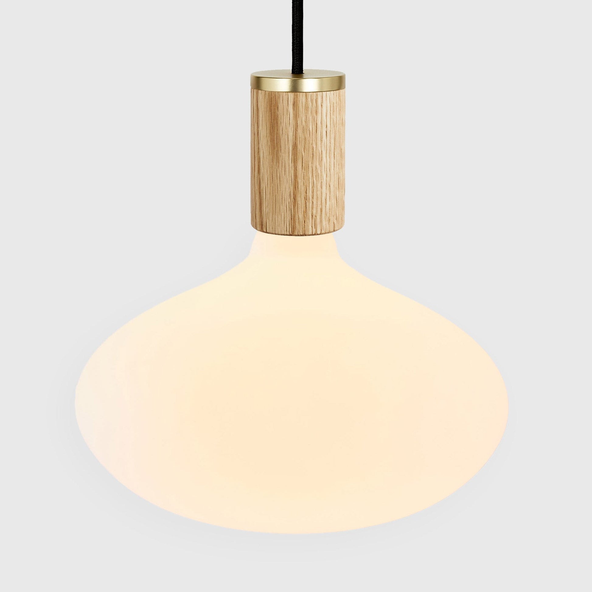 Knuckle Oval Pendant Light in Detail.