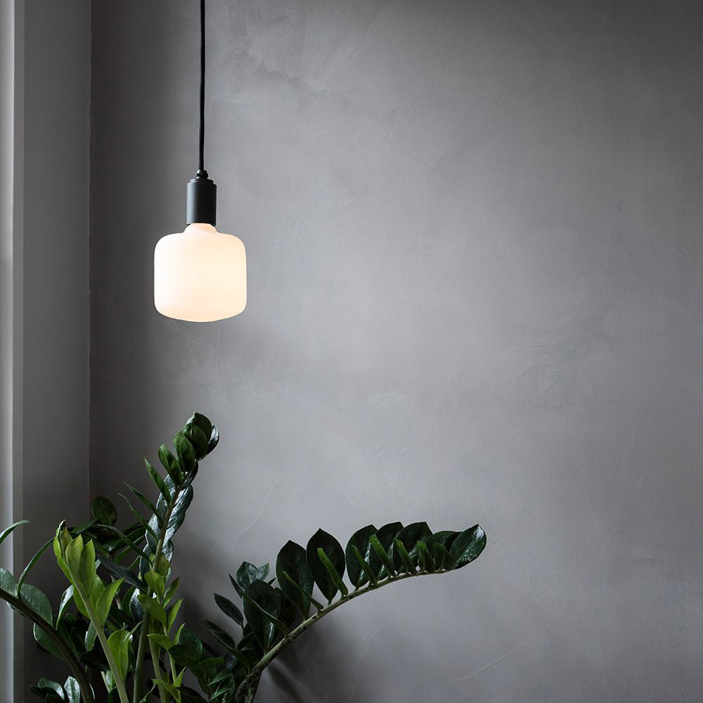 Oblo Pendant Light in Detail.