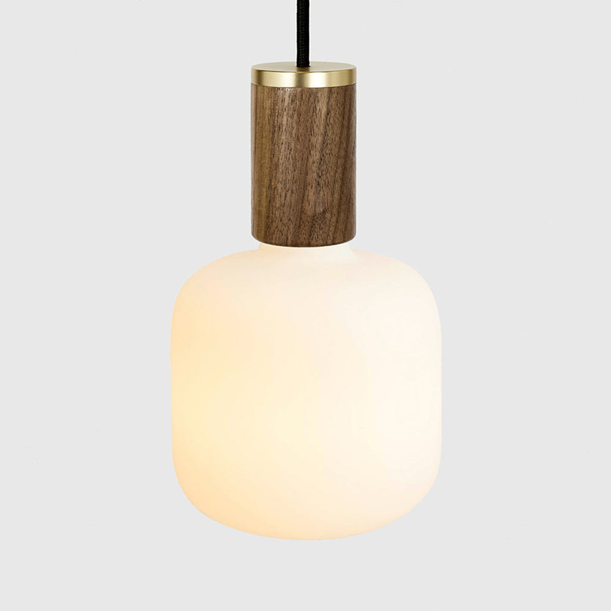 Oblo Pendant Light in Detail.