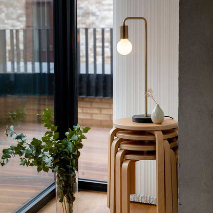 Porcelain II Medium Base G24 Type LED Bulb in living room.