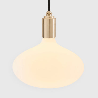 Signature Oval II Plug-in Pendant Light in Detail.