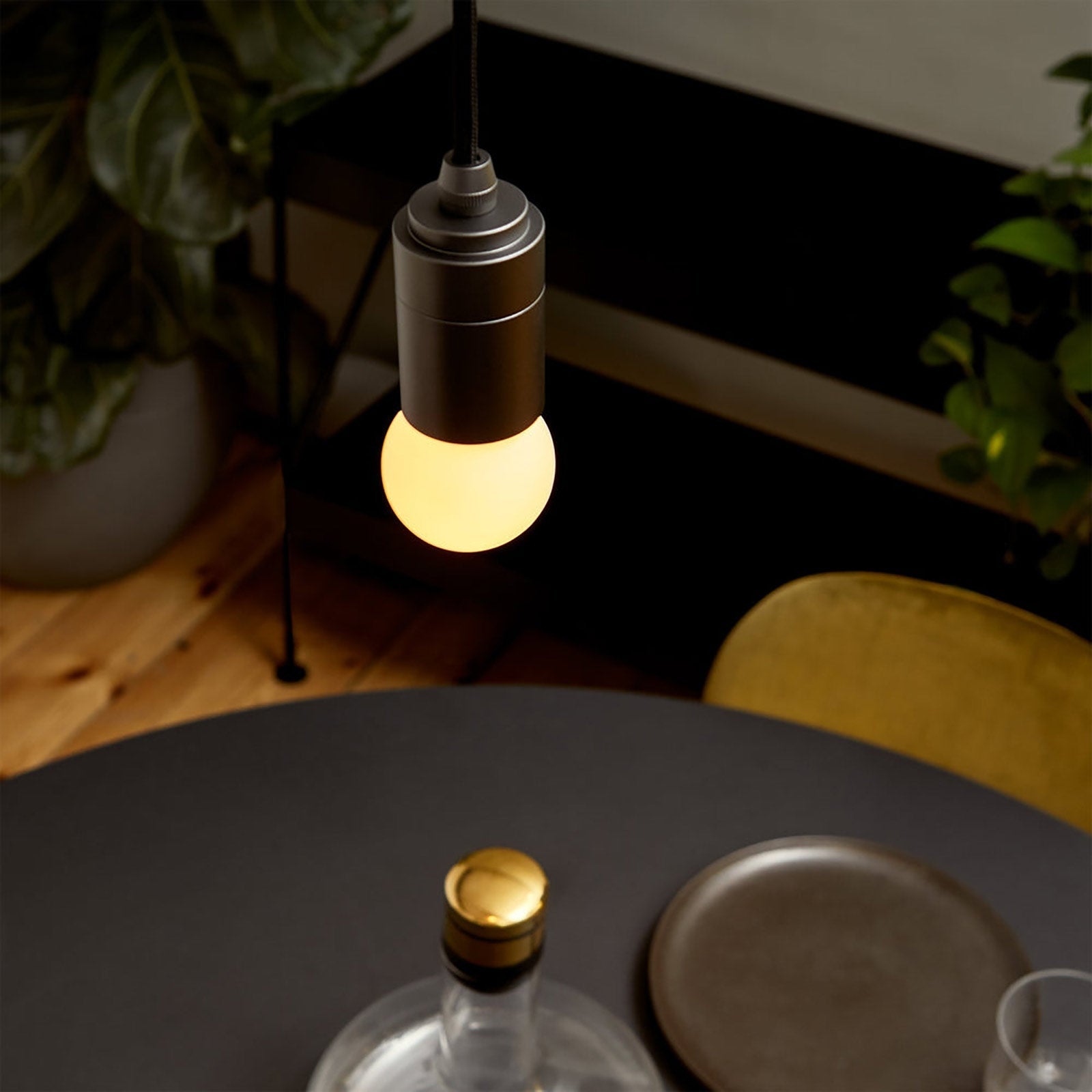 Sphere I G16 Type LED Bulb in living room.