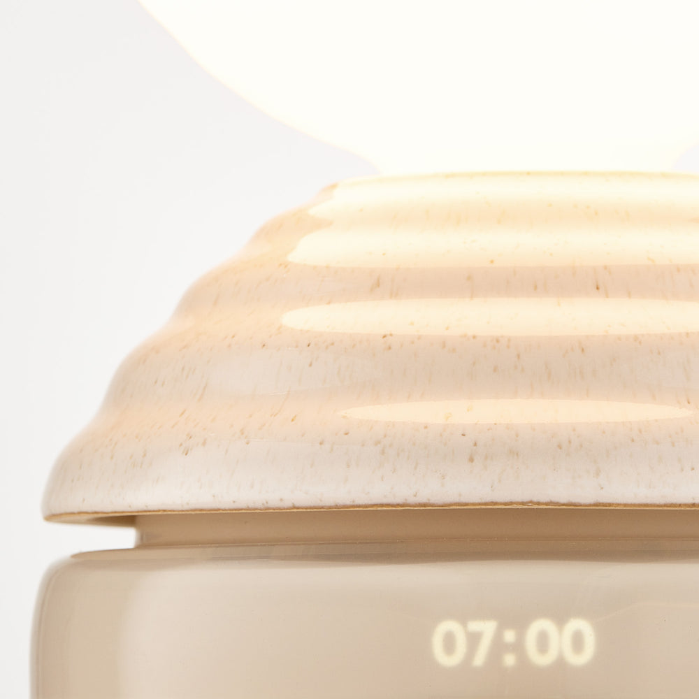 Wake Table Lamp in Detail.
