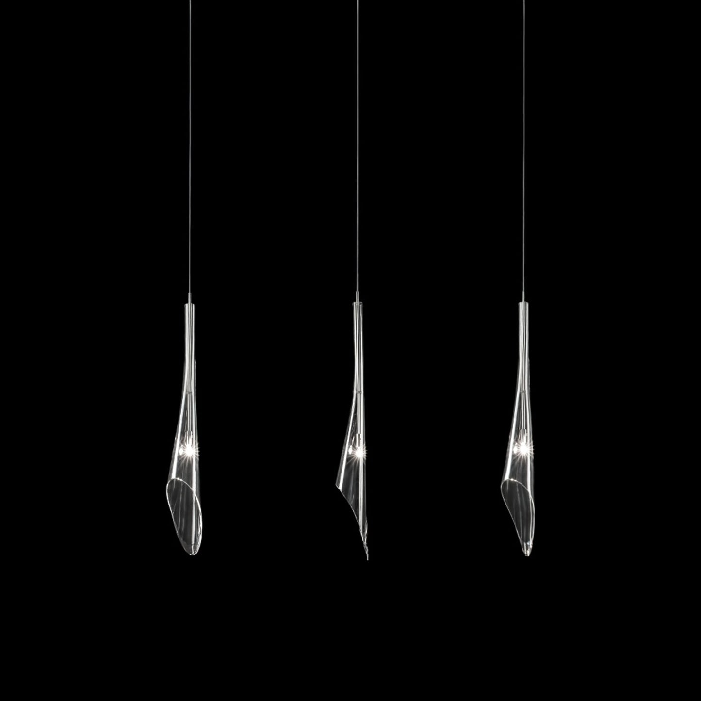 Calle Linear Pendant Light (3-Light).