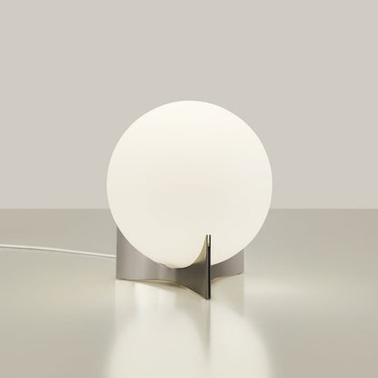 Oscar Table Lamp in Detail.