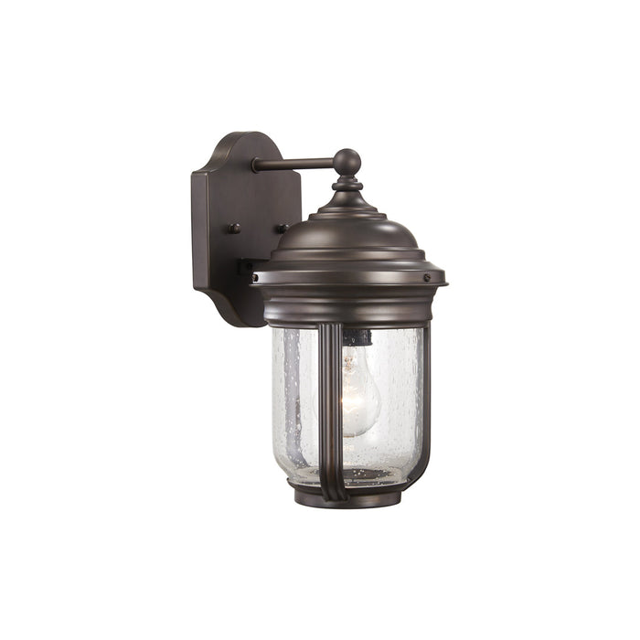 Amherst Outdoor Wall Light (13-Inch).