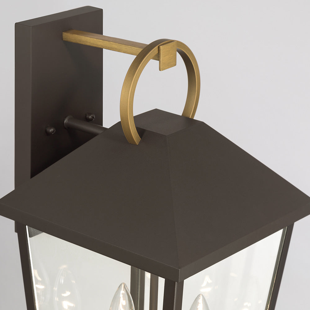 Bayra Outdoor Wall Light in Detail.