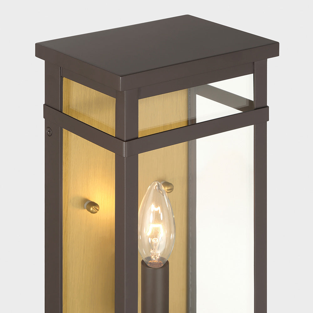 Briarlane Outdoor Wall Light in Detail.