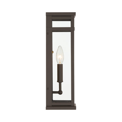 Briarlane Outdoor Wall Light in Detail.