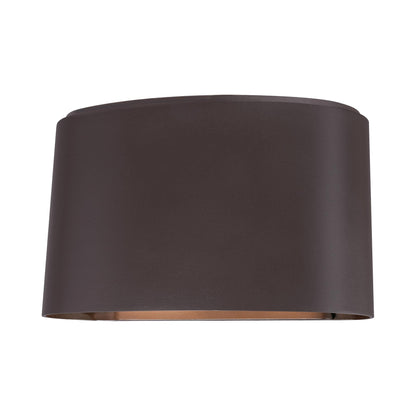 Everton Rain Outdoor Wall Light in Incandescent.