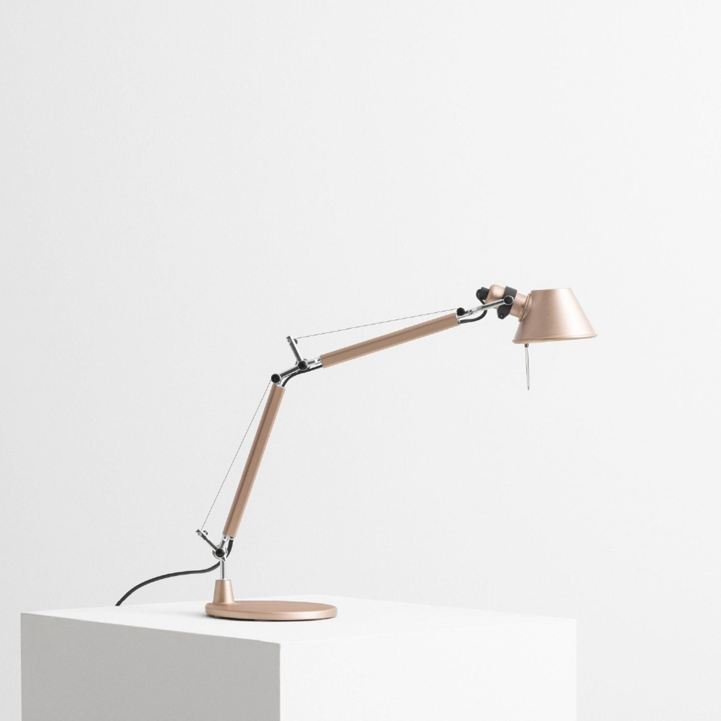 Tolomeo Micro LED Table Lamp in Brushed Copper/Table Base/60W.