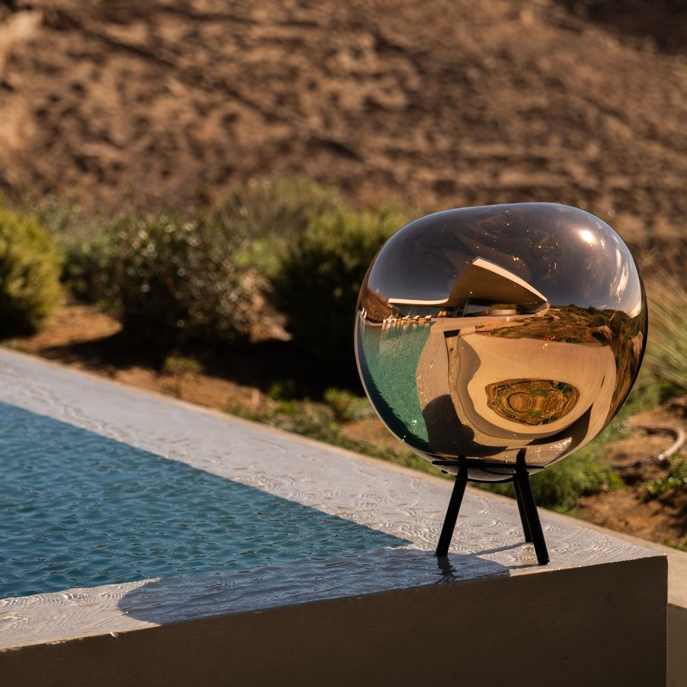 Melt Portable LED Floor Lamp in Outside Area.