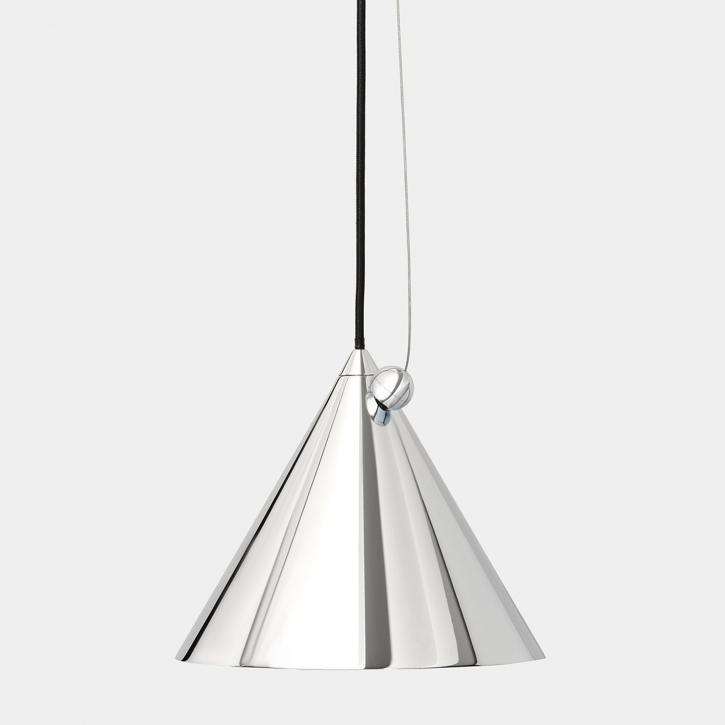 Pose LED Pendant Light in Detail.