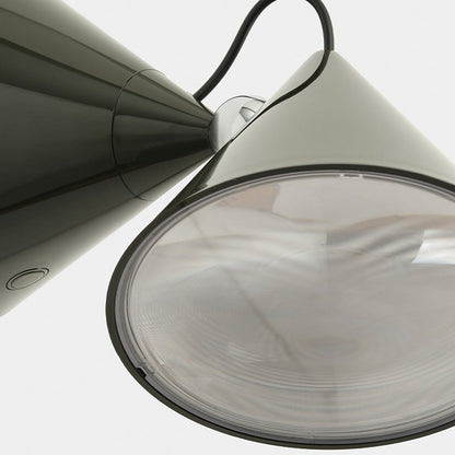 Pose LED Wall Light in Detail.