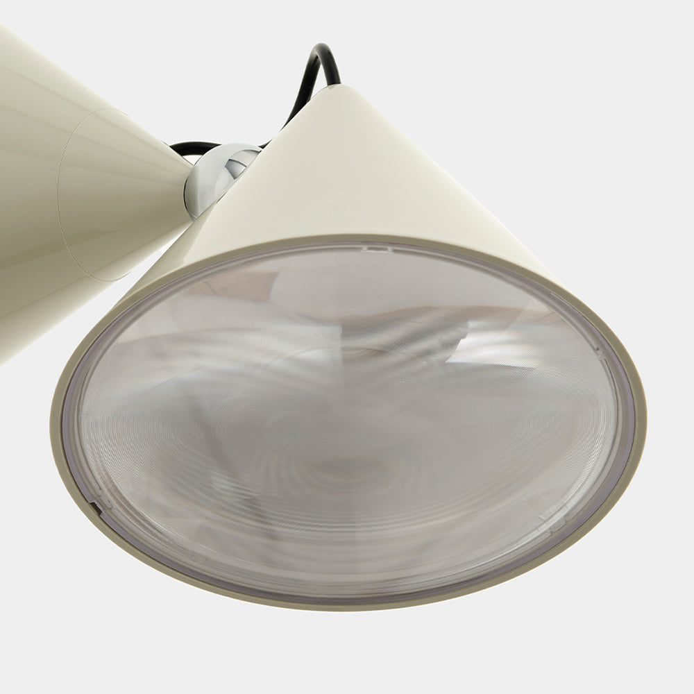 Pose LED Wall Light in Detail.