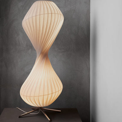 TR32 Floor Lamp in Detail.