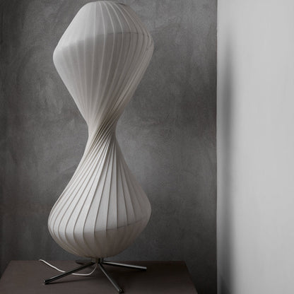 TR32 Floor Lamp in Detail.