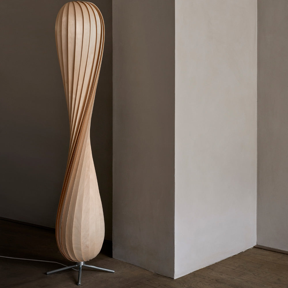 TR7 Floor Lamp in Detail.
