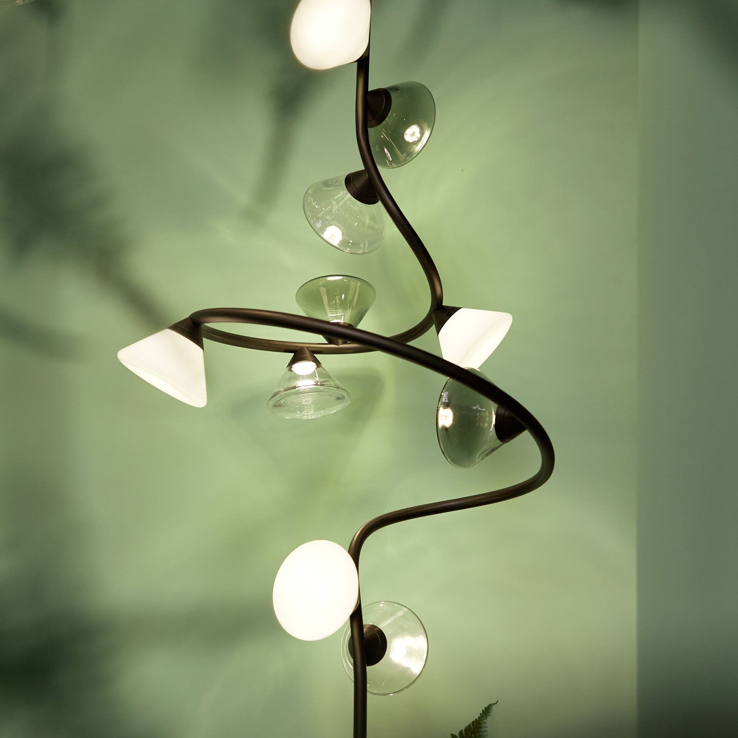Linfa LED Pendant Light in Detail.