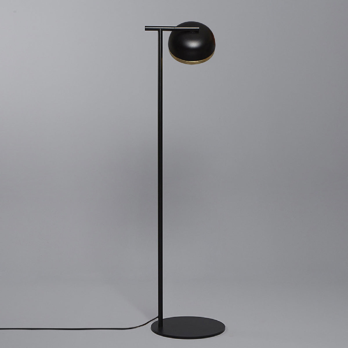 Molly LED Floor Lamp in Detail.