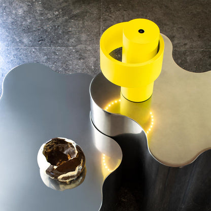 Nastro LED Rechargeable Table Lamp in Detail.