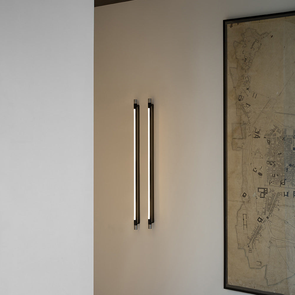 Thula Orientable LED Wall Light in Detail.