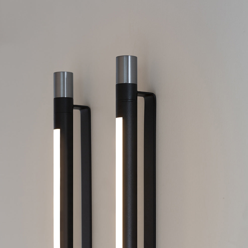 Thula Orientable LED Wall Light in Detail.