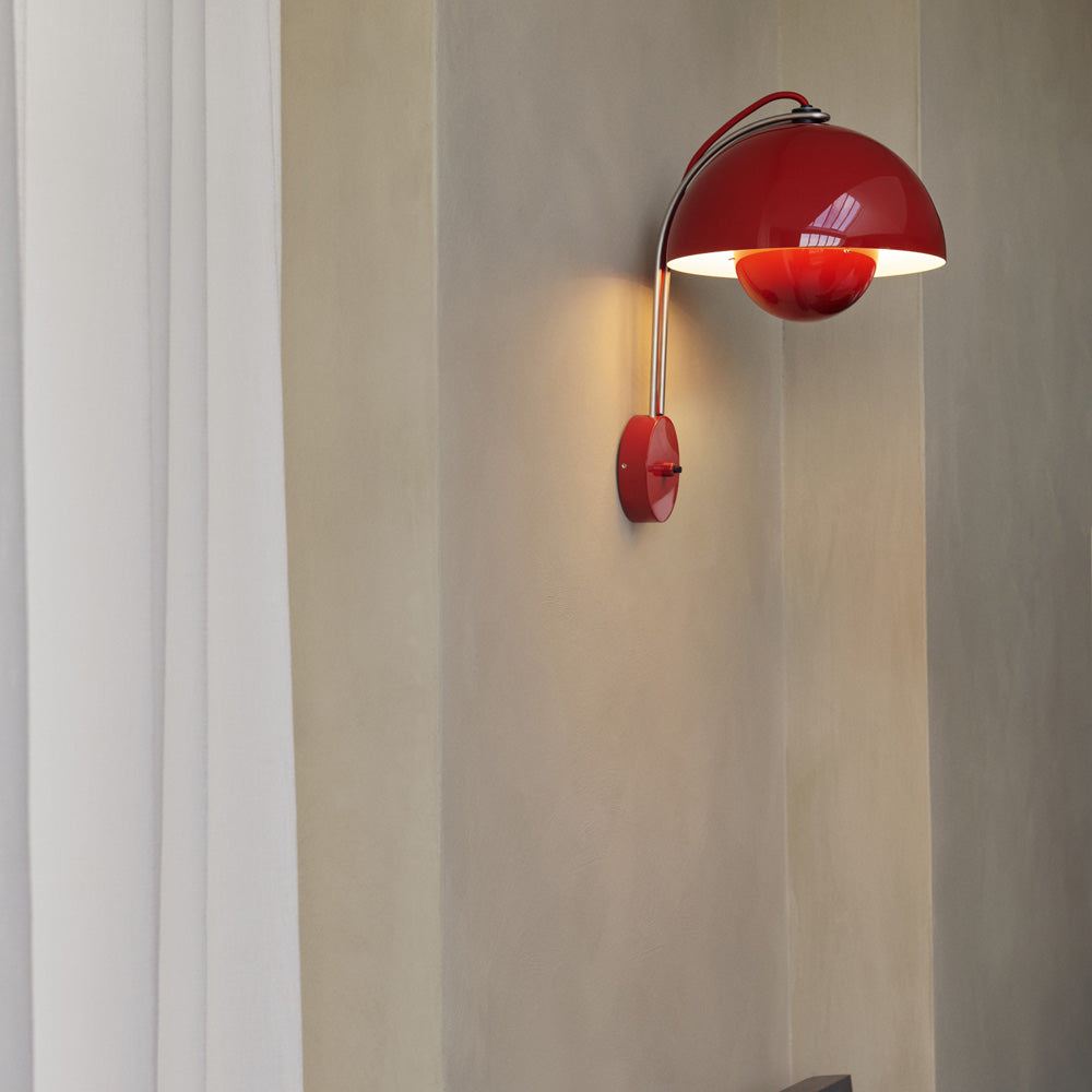 Flowerpot VP8 Wall Light in Detail.