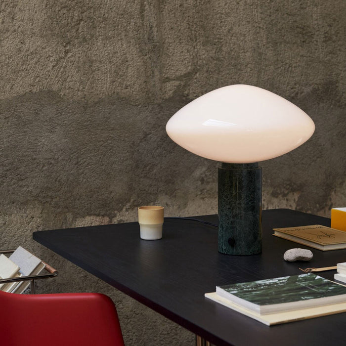Mist Table Lamp in Detail.